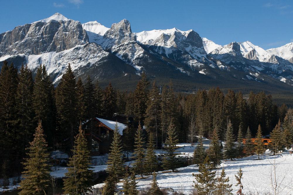 Hotel Rundle Cliffs Canmore