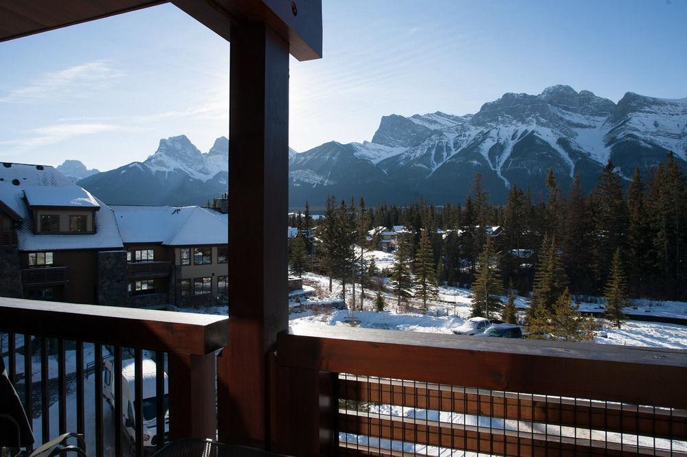 Hotel Rundle Cliffs