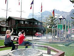 Rundle Mountain Lodge Canmore