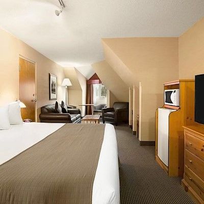 Hotel & 3*