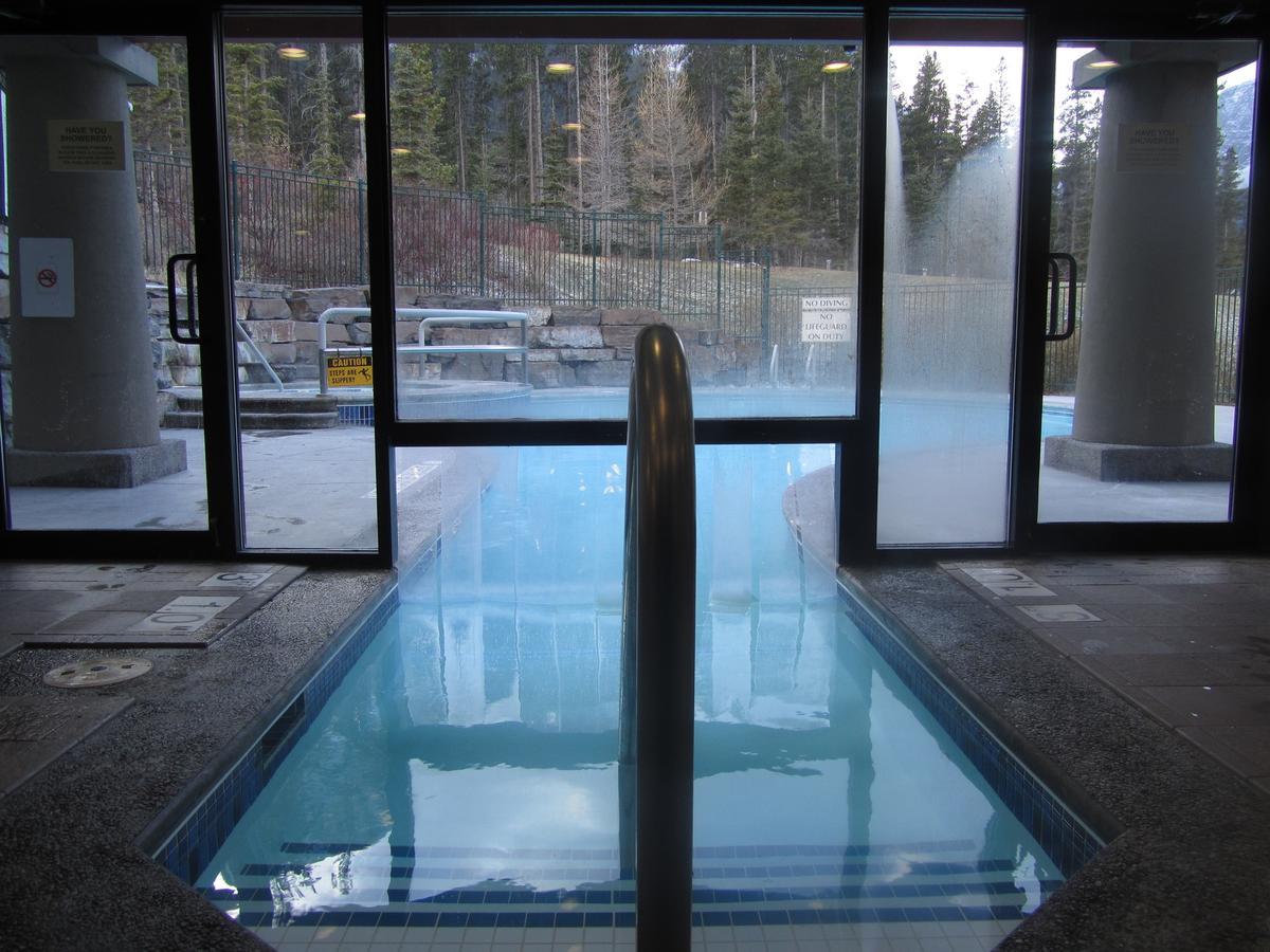 Platinum - Vacation * Canmore