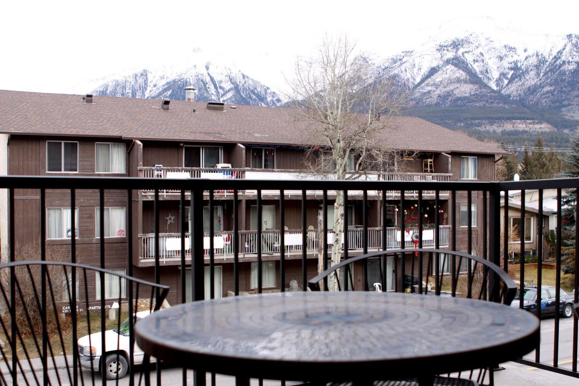 Bookcanmore Hotel Canmore