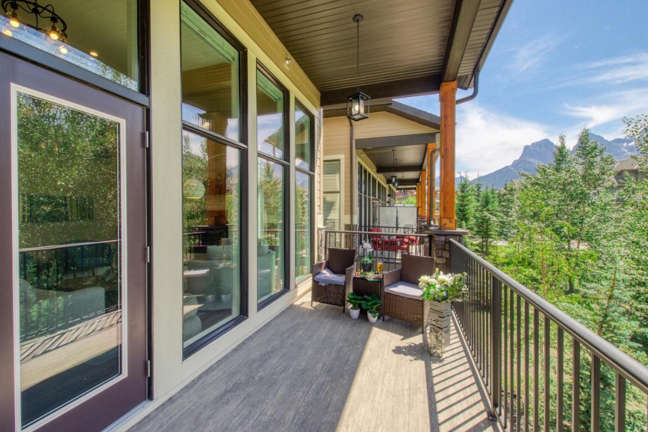 Chakras By Samsara - Top View - Private Hot Tub - 4br&5bth Holiday home
