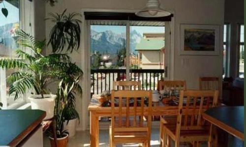 Bed & Breakfast Avens Renaissance Canmore