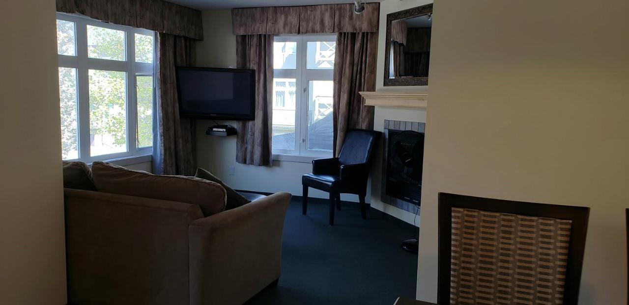 Windtower & 3* Canmore