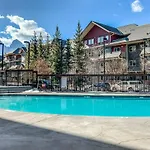 Modern Cabin Vibes With Pool At The Lodges