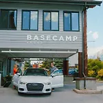 Basecamp Lodge Canmore