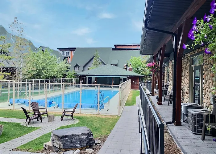 Mystic Chalet Managed By Little Sister Getaways