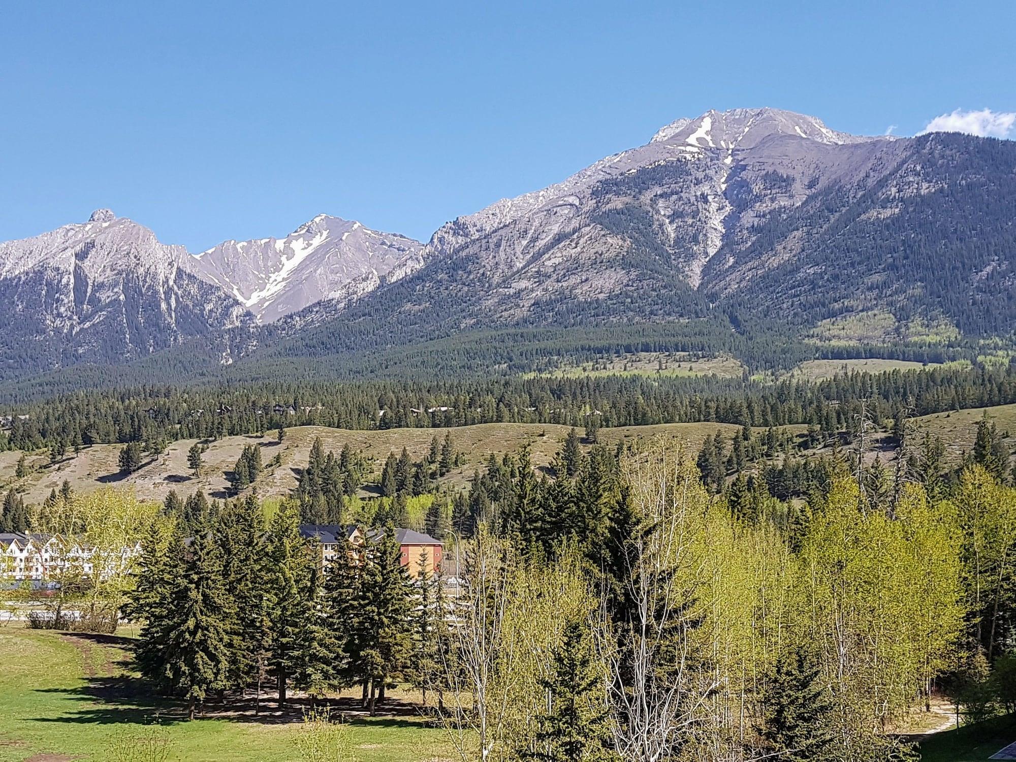 Sunset Mountain Hotel