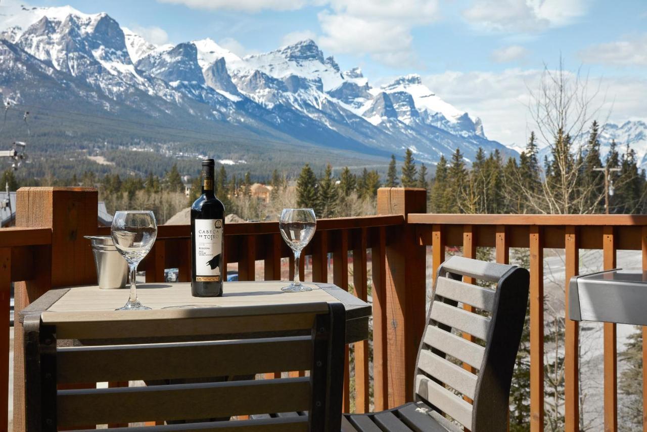 Rocky Ridge - Great Mountain Views With Open Hot Tub And Outdoor Heated Pool * Canmore