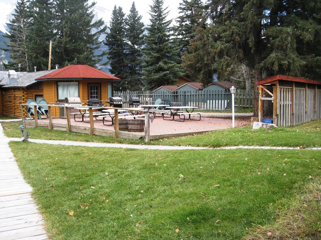 Park Gate Chalets Canmore
