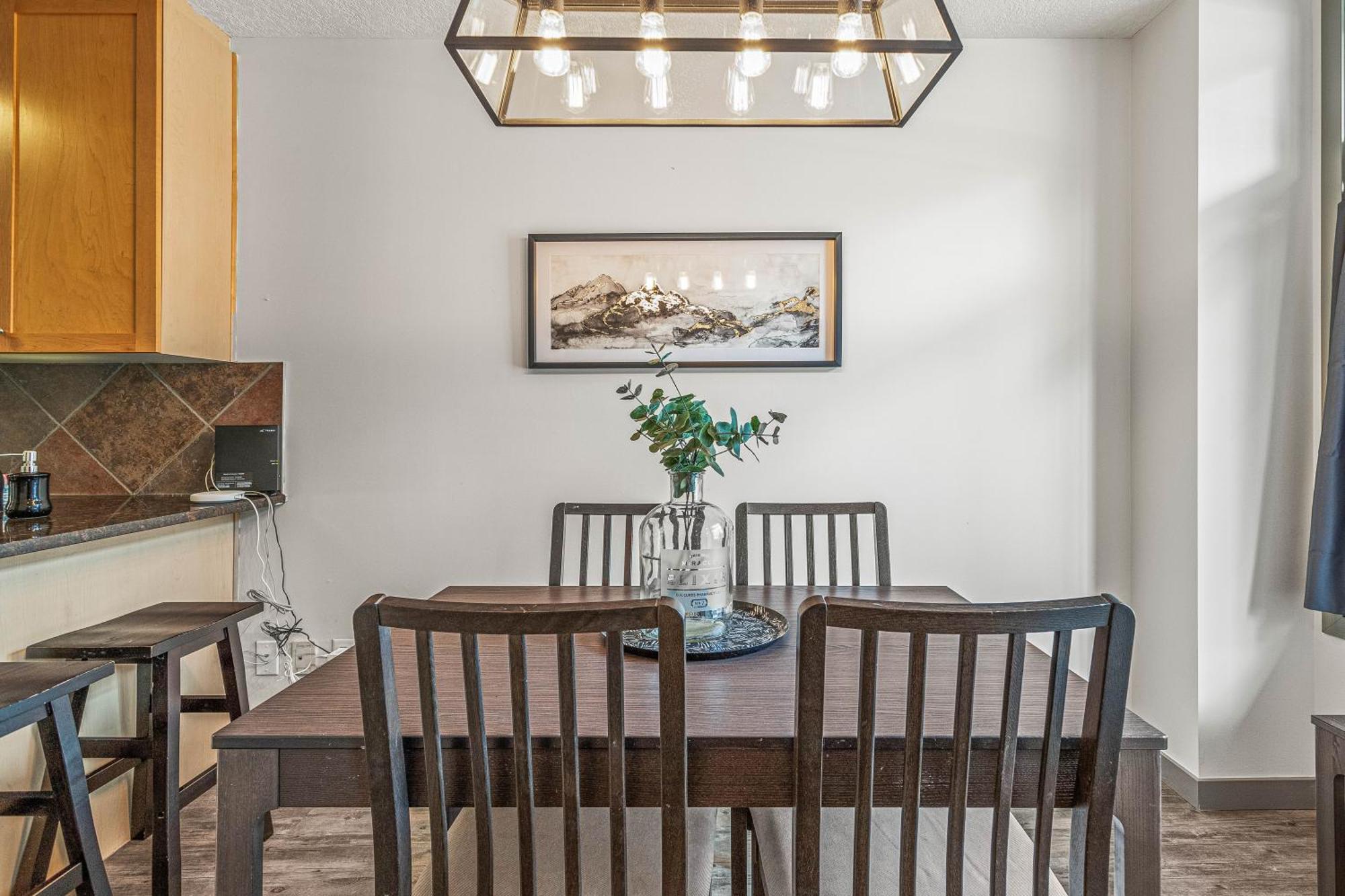 Mystic Managed By Little Sister Getaways * Canmore