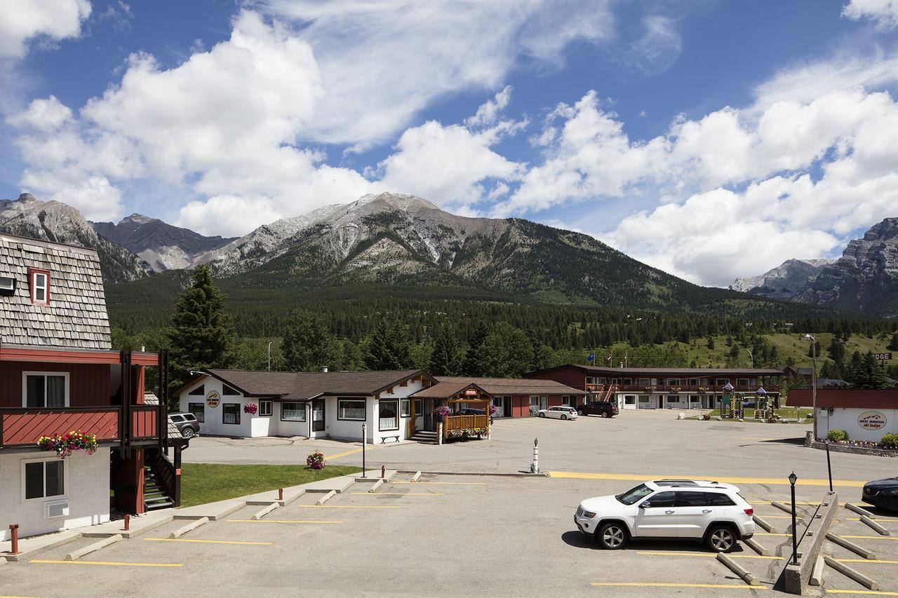 Rocky Mountain Hotel Canmore