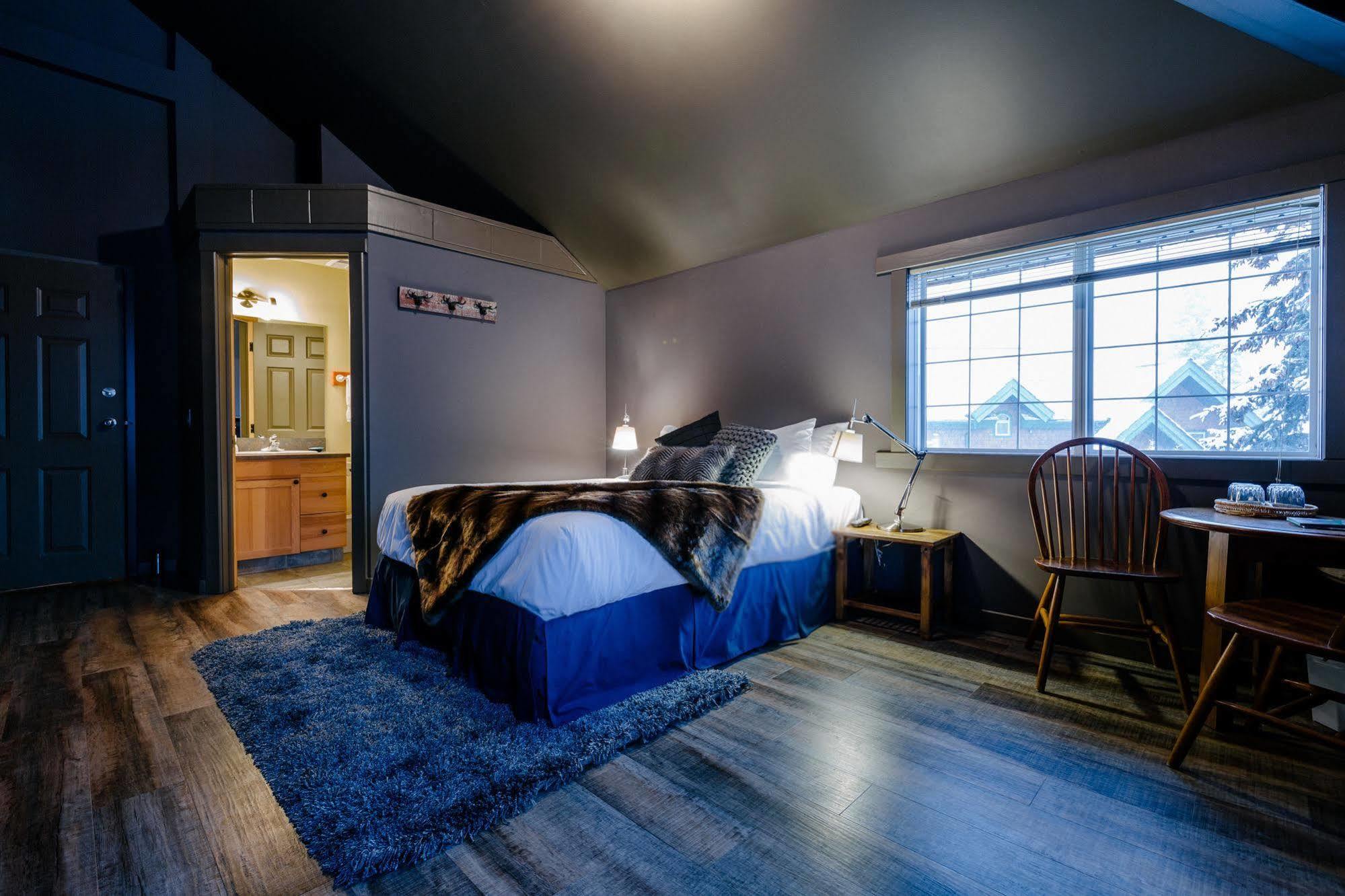 Creekside Villa Canmore