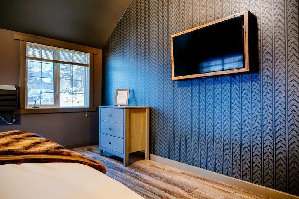 Inn Creekside Villa
